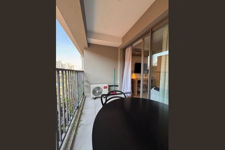 Studio para alugar com 30m², 1 quarto e sem vaga Studio para alugar com 30m², 1 quarto e sem vagaVaranda