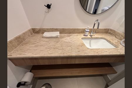 Studio para alugar com 30m², 1 quarto e sem vaga Studio para alugar com 30m², 1 quarto e sem vagaBanheiro