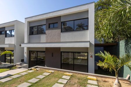 Casa à venda com 208m², 5 quartos e 2 vagasFachada da Casa