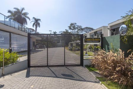 Casa à venda com 208m², 5 quartos e 2 vagasFachada do condomínio
