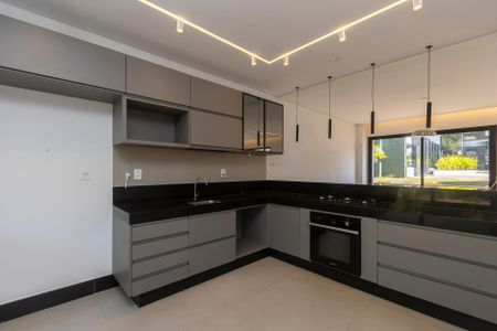 Casa à venda com 208m², 5 quartos e 2 vagasCozinha