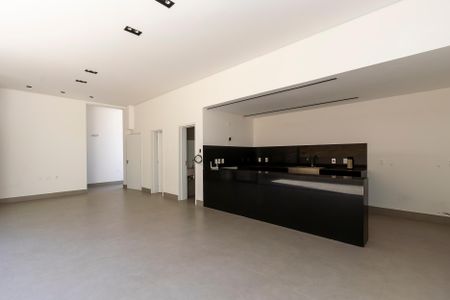 Casa à venda com 208m², 5 quartos e 2 vagasÁrea comum - Salão de festas