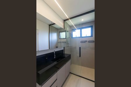 Casa à venda com 208m², 5 quartos e 2 vagasBanheiro da Suíte 3
