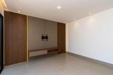 Casa à venda com 208m², 5 quartos e 2 vagasSala