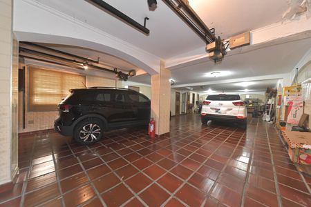 Casa à venda com 400m², 4 quartos e 6 vagasGaragem
