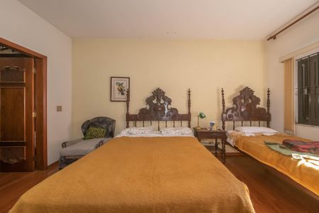 Casa à venda com 400m², 4 quartos e 6 vagasSuíte