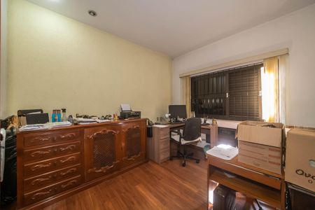 Casa à venda com 400m², 4 quartos e 6 vagasQuarto 1