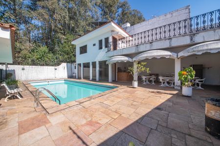 Casa à venda com 400m², 4 quartos e 6 vagasPiscina