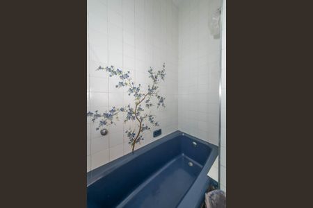 Casa à venda com 400m², 4 quartos e 6 vagasBanheiro da Suíte