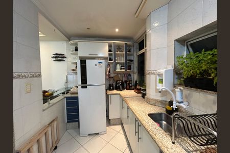 Apartamento à venda com 60m², 1 quarto e 1 vagaCozinha