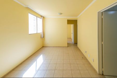 Apartamento à venda com 60m², 3 quartos e 1 vaga Apartamento à venda com 60m², 3 quartos e 1 vagaSala