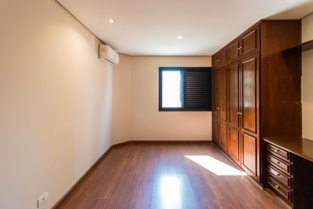 Apartamento à venda com 482m², 4 quartos e 5 vagasSuíte 3