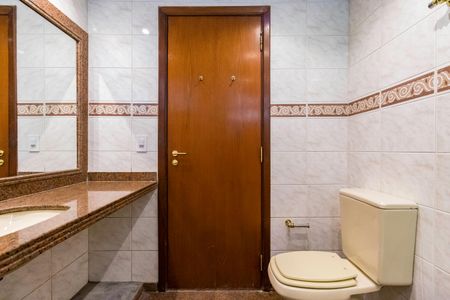 Apartamento à venda com 482m², 4 quartos e 5 vagasBanheiro Social