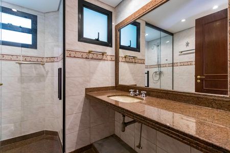 Apartamento à venda com 482m², 4 quartos e 5 vagasBanheiro Social