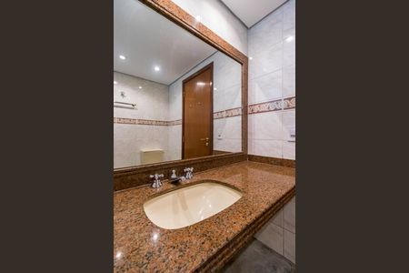 Apartamento à venda com 482m², 4 quartos e 5 vagasBanheiro Social