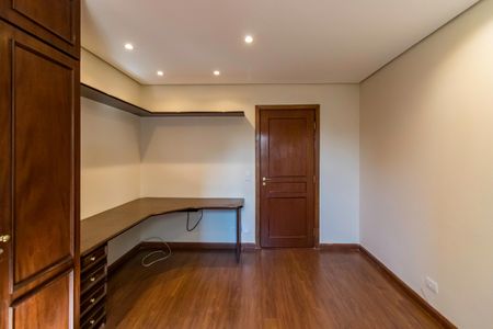 Apartamento à venda com 482m², 4 quartos e 5 vagasSuíte 3