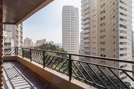 Apartamento à venda com 482m², 4 quartos e 5 vagasSacada