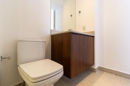 Studio para alugar com 47m², 1 quarto e 1 vaga Studio para alugar com 47m², 1 quarto e 1 vagaBanheiro