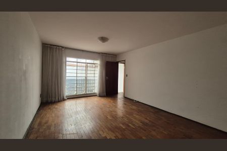 Casa para alugar com 249m², 3 quartos e 2 vagasSala