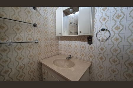 Casa para alugar com 249m², 3 quartos e 2 vagasBanheiro