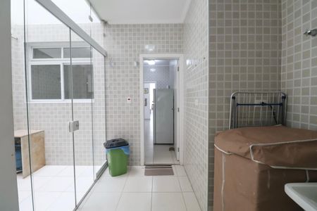 Apartamento para alugar com 152m², 4 quartos e 1 vagaÁrea de Serviço
