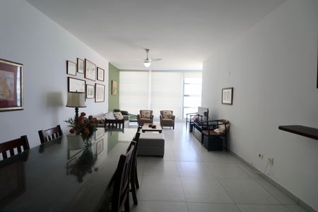Apartamento para alugar com 152m², 4 quartos e 1 vagaSala