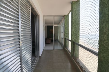 Apartamento para alugar com 152m², 4 quartos e 1 vagaVaranda Quarto 3