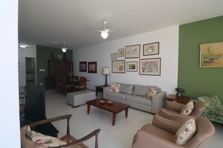 Apartamento para alugar com 152m², 4 quartos e 1 vagaSala