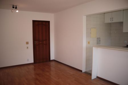 Sala de apartamento à venda com 2 quartos, 59m² em Higienópolis, São Paulo