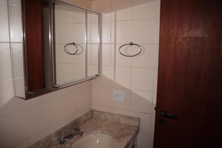 Apartamento à venda com 59m², 2 quartos e 2 vagasBanheiro da Suíte