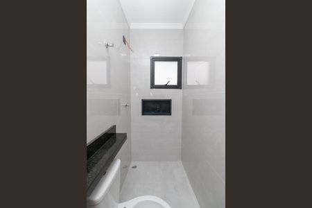 Casa à venda com 110m², 2 quartos e 3 vagasBanheiro da Suíte 2