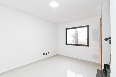 Casa à venda com 110m², 2 quartos e 3 vagasSala