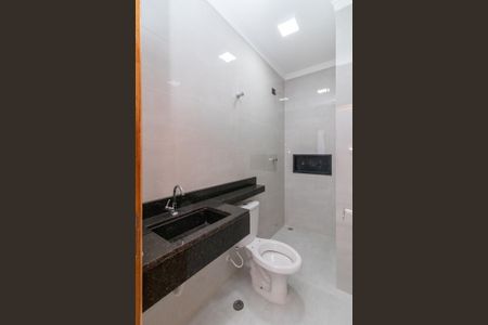 Casa à venda com 110m², 2 quartos e 3 vagasBanheiro da Suíte 1