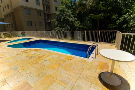 Apartamento à venda com 65m², 3 quartos e 1 vaga Apartamento à venda com 65m², 3 quartos e 1 vagaÁrea comum - Piscina