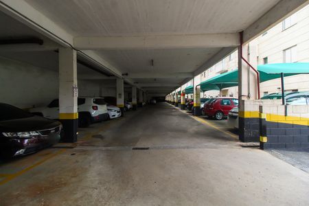 Apartamento à venda com 65m², 3 quartos e 1 vaga Apartamento à venda com 65m², 3 quartos e 1 vagaEstacionamento