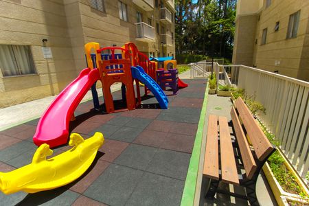 Apartamento à venda com 65m², 3 quartos e 1 vaga Apartamento à venda com 65m², 3 quartos e 1 vagaÁrea Comum - Playground