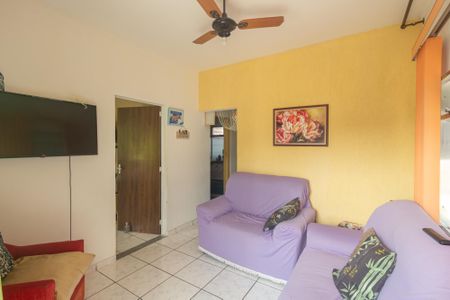 Casa para alugar com 72m², 2 quartos e sem vagaSala