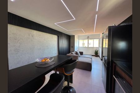 Apartamento à venda com 76m², 2 quartos e 2 vagasSala