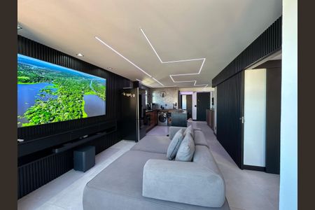 Apartamento à venda com 76m², 2 quartos e 2 vagasSala