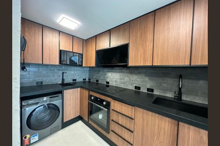 Apartamento à venda com 68m², 2 quartos e 1 vaga Apartamento à venda com 68m², 2 quartos e 1 vagaCozinha e Área de Serviço