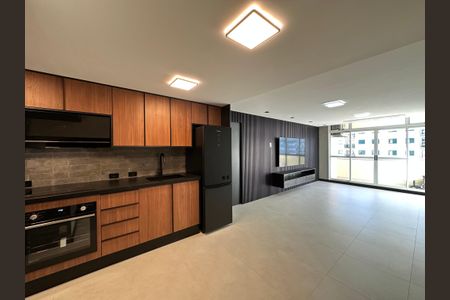 Apartamento à venda com 68m², 2 quartos e 1 vaga Apartamento à venda com 68m², 2 quartos e 1 vagaSala