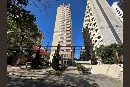 Apartamento à venda com 68m², 2 quartos e 1 vaga Apartamento à venda com 68m², 2 quartos e 1 vagaFachada do Prédio