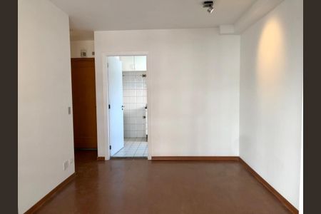 Apartamento à venda com 56m², 2 quartos e 1 vaga Apartamento à venda com 56m², 2 quartos e 1 vagaSala