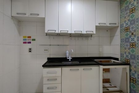 Apartamento à venda com 55m², 2 quartos e 1 vagaCozinha - Armários