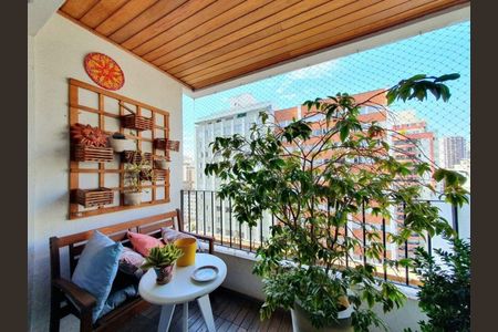 Apartamento à venda com 120m², 4 quartos e 2 vagas