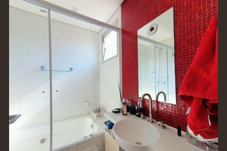 Apartamento à venda com 120m², 4 quartos e 2 vagas