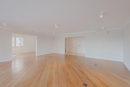 Apartamento à venda com 278m², 3 quartos e 3 vagasSala