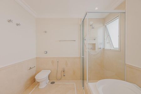 Apartamento à venda com 278m², 3 quartos e 3 vagasBanheiro da Suíte 3