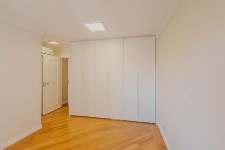 Apartamento à venda com 278m², 3 quartos e 3 vagasSuíte 1