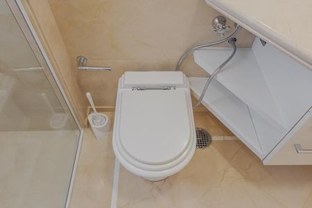 Apartamento à venda com 278m², 3 quartos e 3 vagasBanheiro da Suíte 2